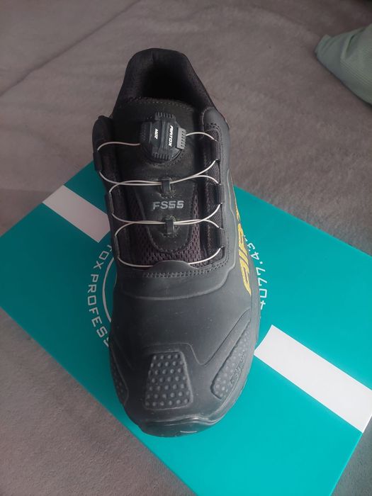 Sprzedam  buty robocze  firmowe
