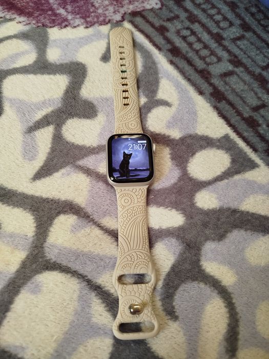 Продам Apple Watch Series 6