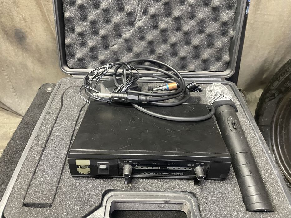 Колонки, саб, микрофон, светомузыка