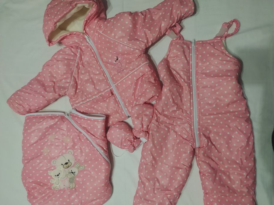 Дитячий комбінезон для дівчинки
