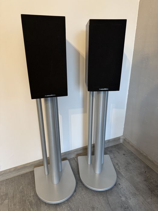 Glośniki Bowers&Wilkins 686 S2 Standy