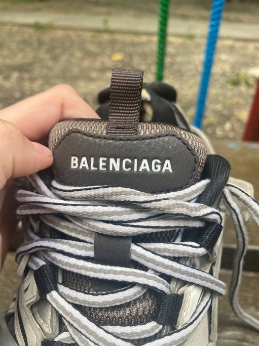 Balenciaga track 1
