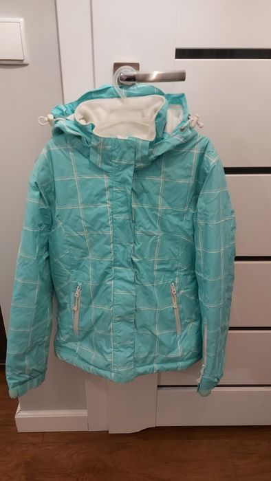 Lekka  kurtka narciarska snowboardowa 146