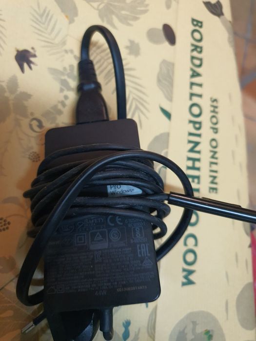 Adaptador para portátil, marca Microsoft, Surface Pro