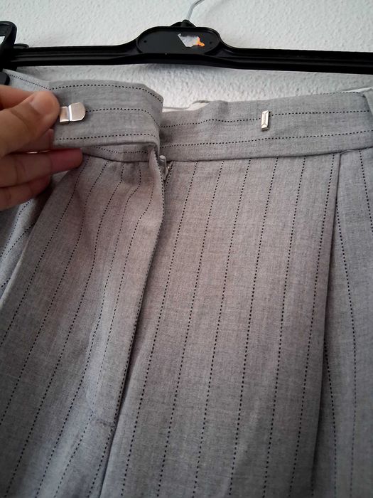 Calça Breskha,com camisola Mango.