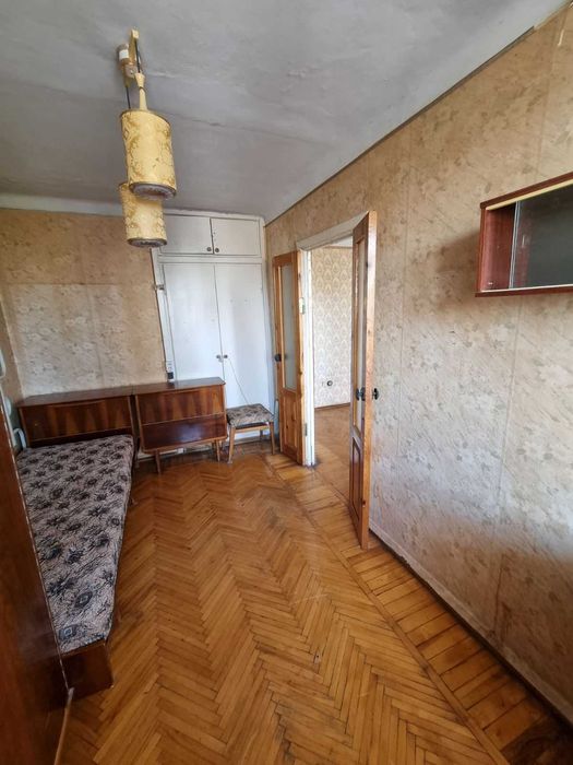 Продам 2к.кв. на Павловому Полі, 23 Серпня 47, 2 хв. від метро