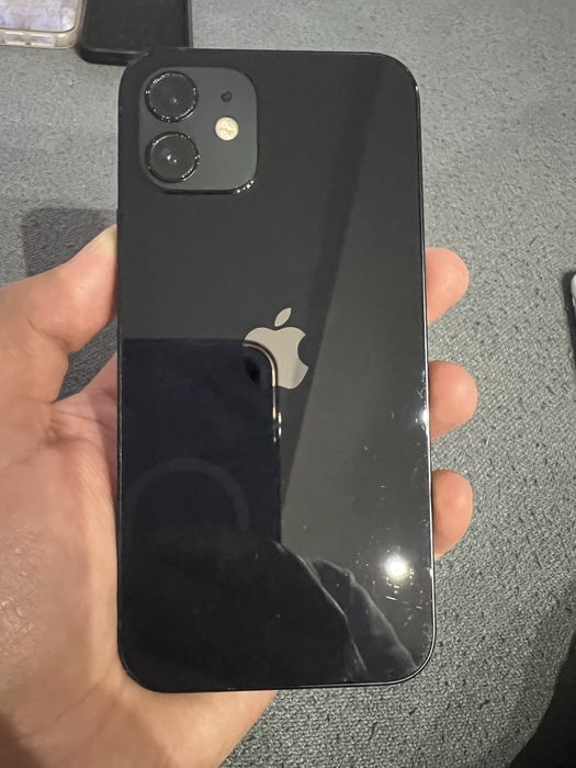 iPhone 12 64 GB