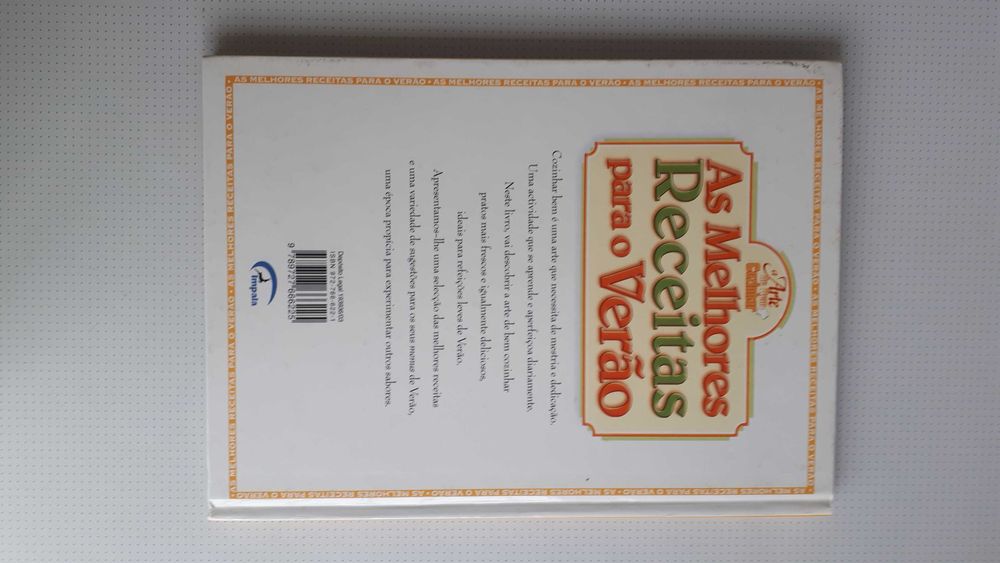 Livro de culinária "As melhores receitas de verão" novo