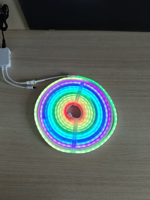 Taśma Neon LED RGBIC Zestaw 5 Metry Neon Świetlny Wąż Światlo Ledy RGB