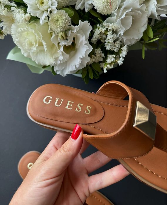 Шкіряні guess в'єтнамки 37 р.