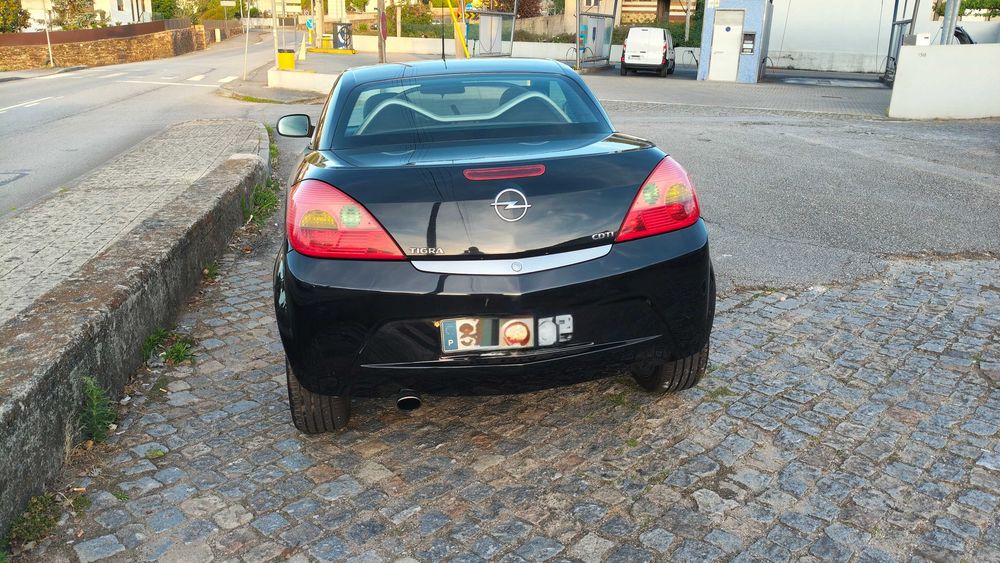 Automóvel em bom estado