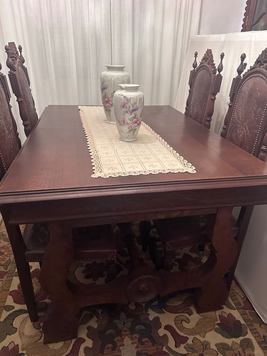 Vendo mesa em excelente estado