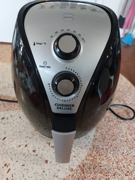 Air Fryer Cuisinier Deluxe