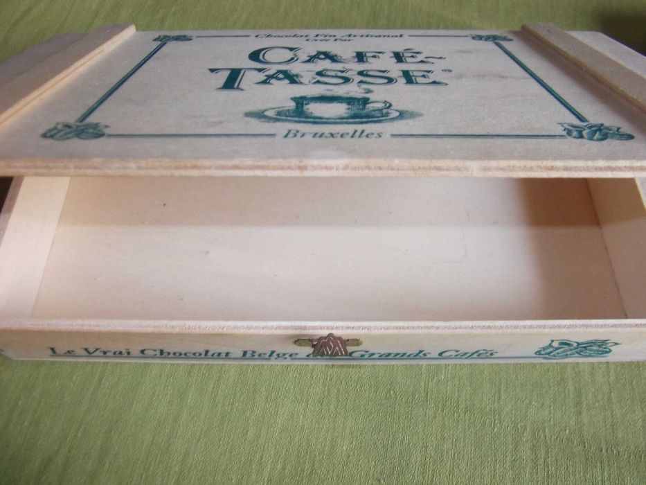 Caixas e Medalhas / Boxes and Medals