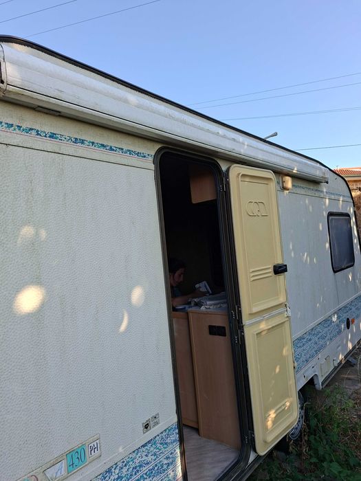 Venda de caravana adria