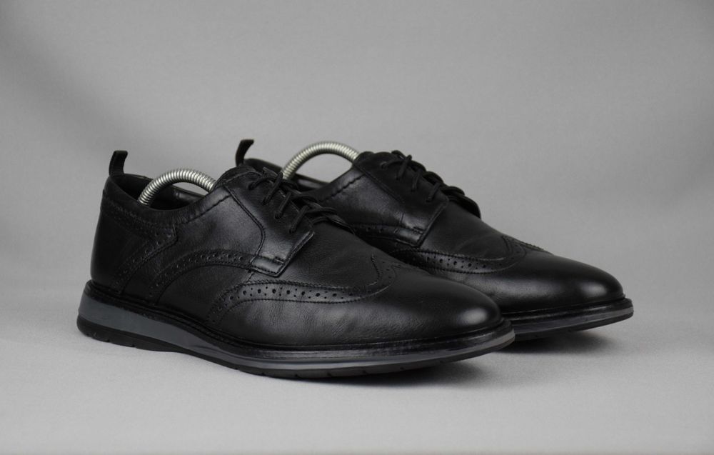 Туфлі чоловічі Clarks Chantry Wing дербі чорні взуття класичне 43