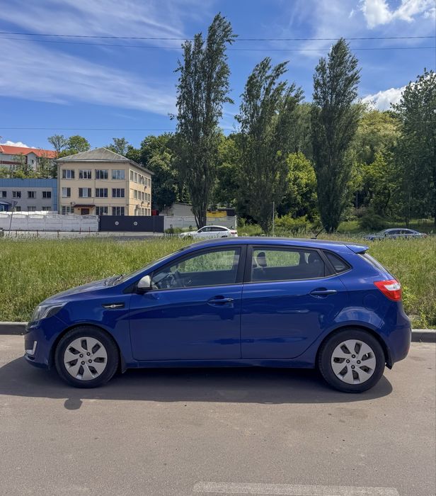 Kia rio 2012 авто
