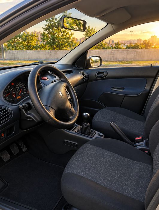 Peugeot 206 1.1  Color line — photo 5