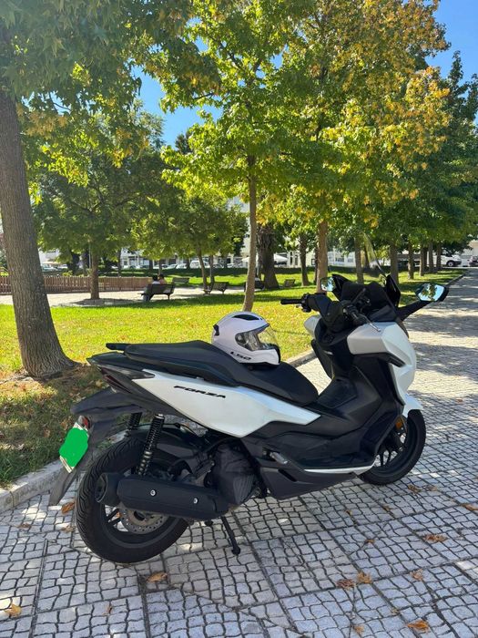 Honda Forza 125 IMPECÁVEL
