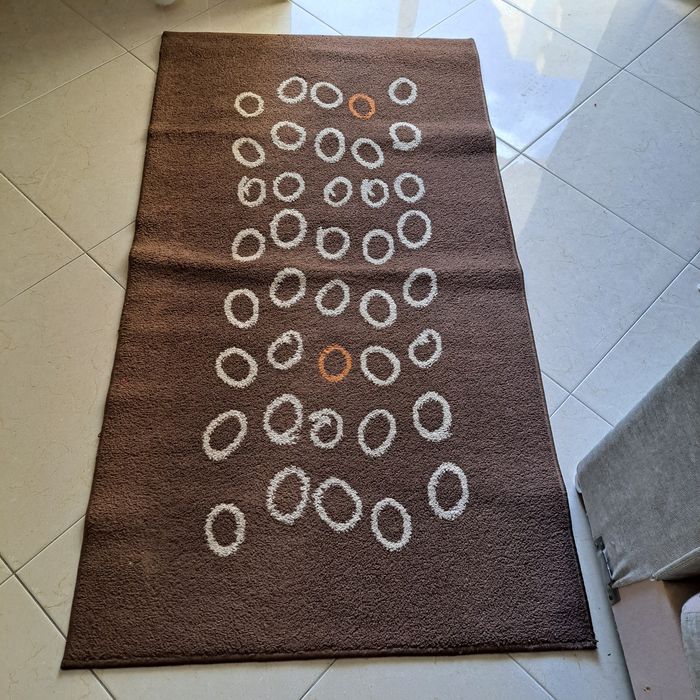 Tapete passadeira castanha