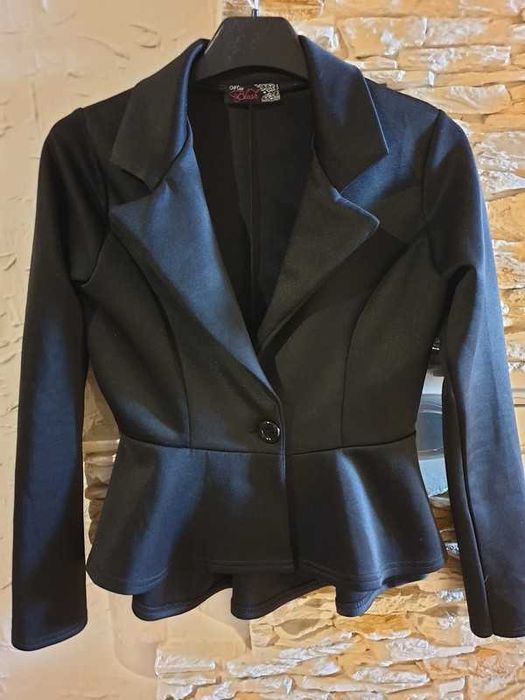 Śliczny rozciągliwy żakiet marynarka z baskinką 34/36