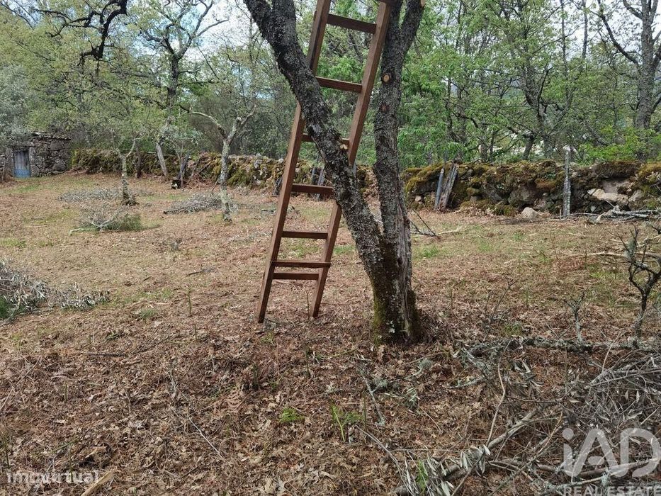 Casa de Campo em Aldeias e Mangualde da Serra de 40,00 m2