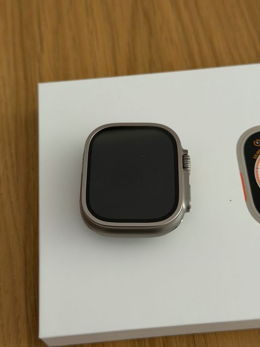 Apple Watch Ultra 49 mm Titanium + oryg. paski + komplet