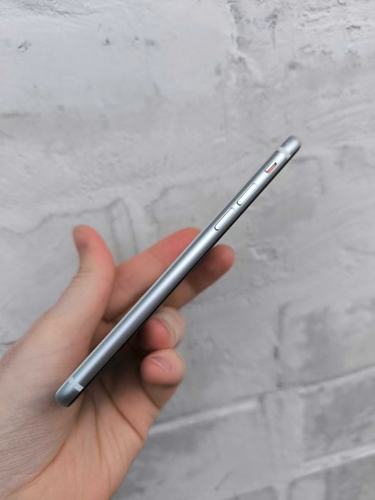 Apple iPhone SE 2020 64GB Neverlock