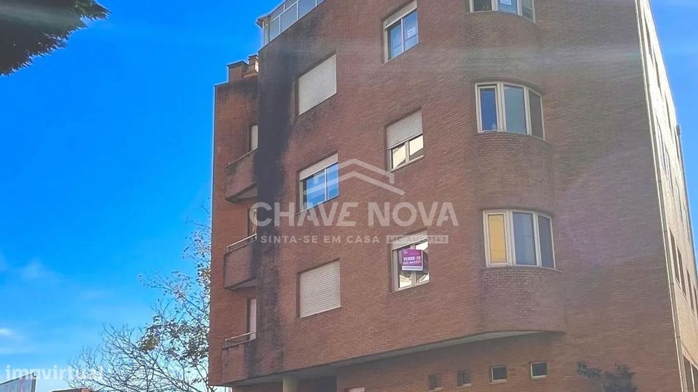 Apartamento T2 com Varanda e lugar de Garagem-MAD/02175/MH — Santa Marinha E São Pedro Da Afurada, Porto