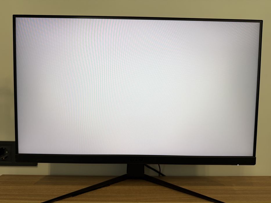 Продам ігровий монітор MSI g2712