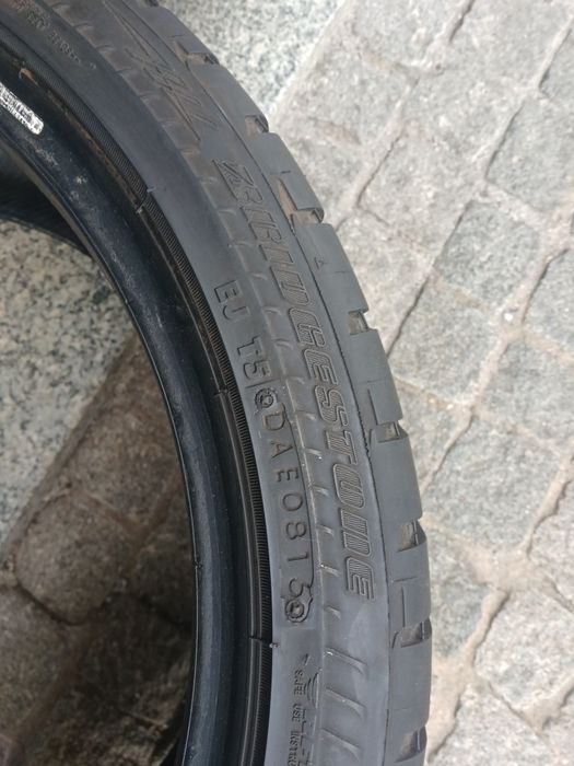 2 pneus 255 35 r18 RFT Bridgestone