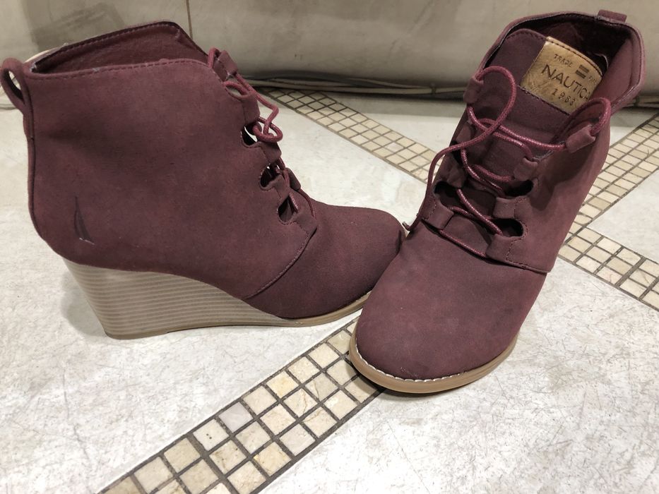 Черевики/сапожки жіночі NAUTIKA розмір 38