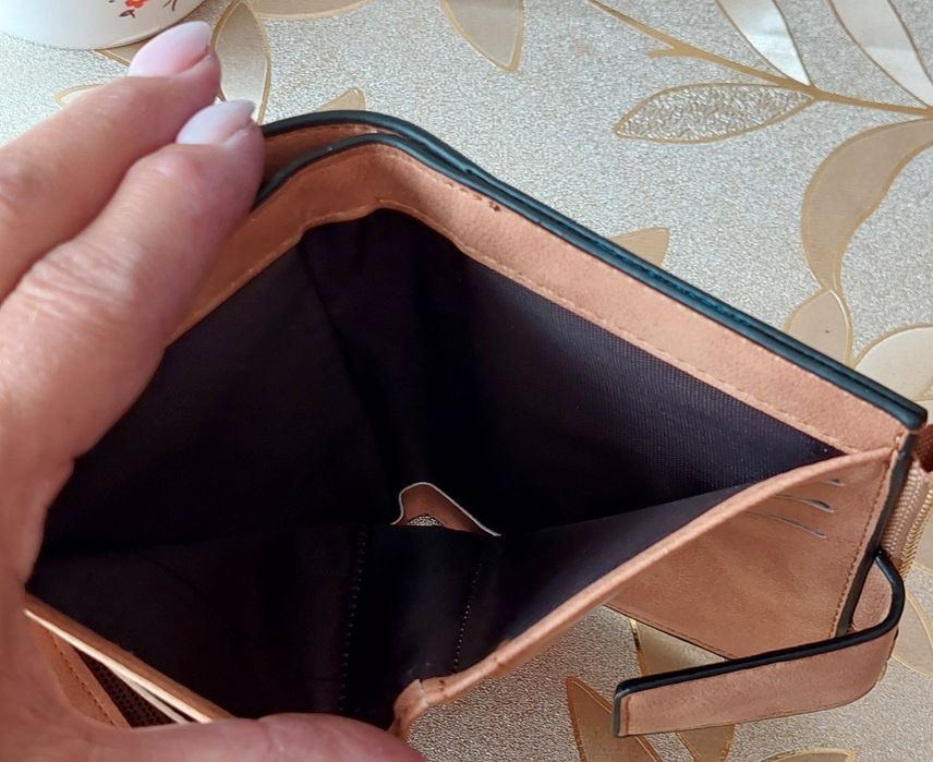 Portfel damski skorka nowy