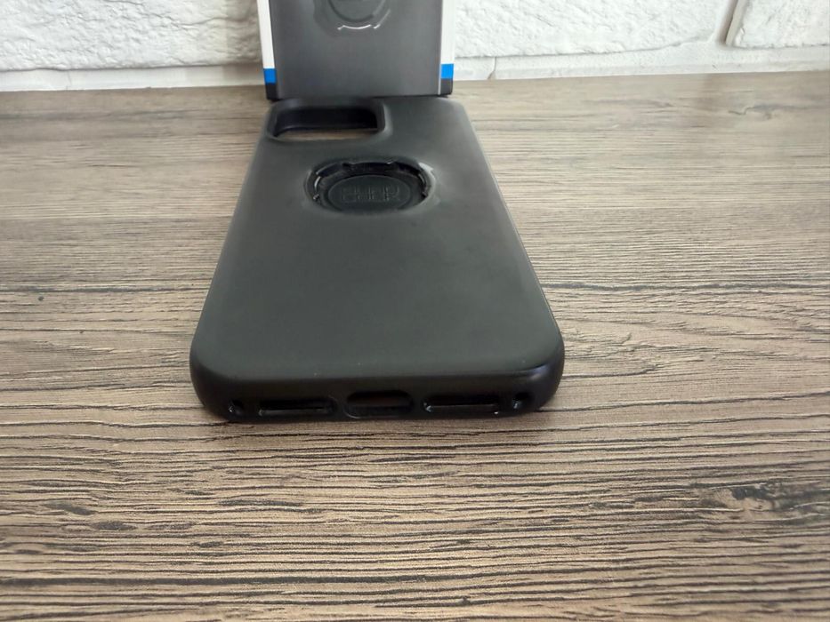 Etui quad lock iphone 15 pro max