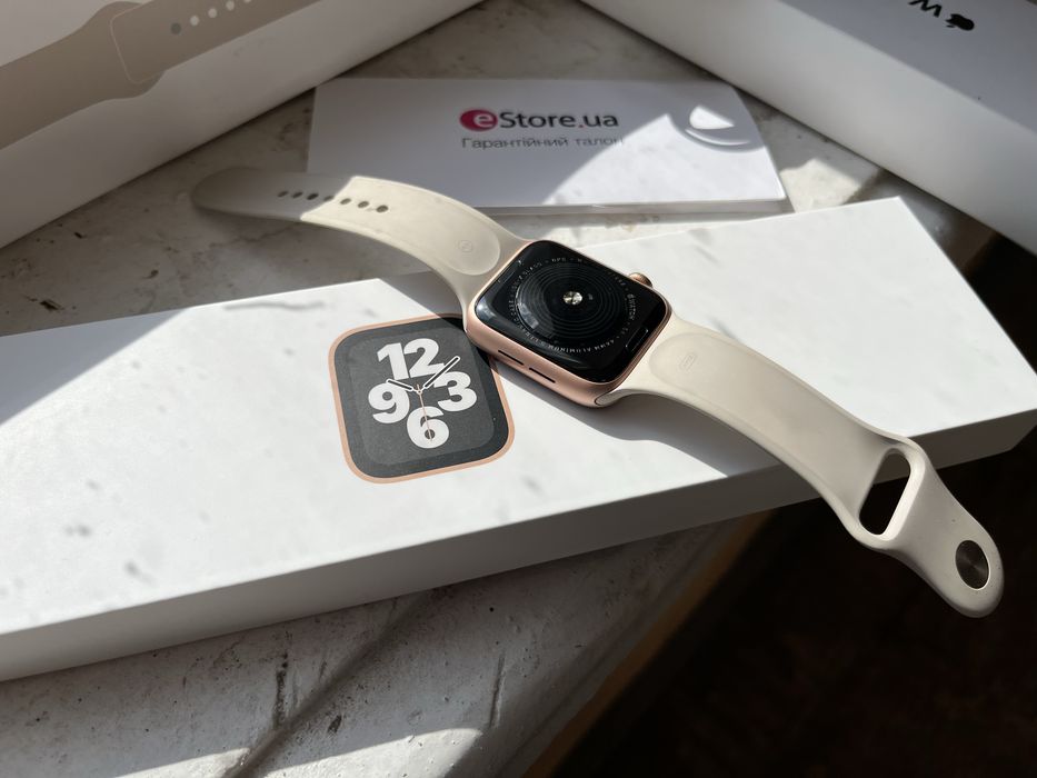 Apple Watch se 44mm gold