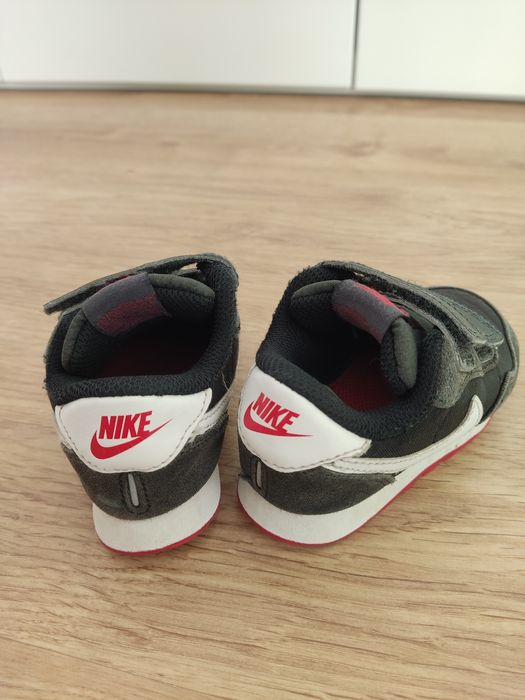 Sapatilhas Nike Menino Tam 21