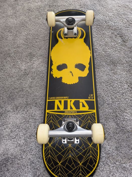 NKD Skateboard 7.5" (usado 2 vezes)
