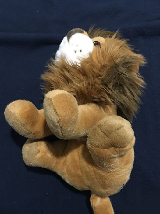 peluche LEÃO novo a estrear impecável