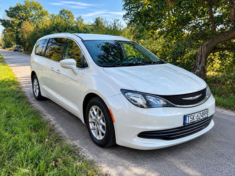 Chrysler Pacifica zarejestrowana po seriwsie