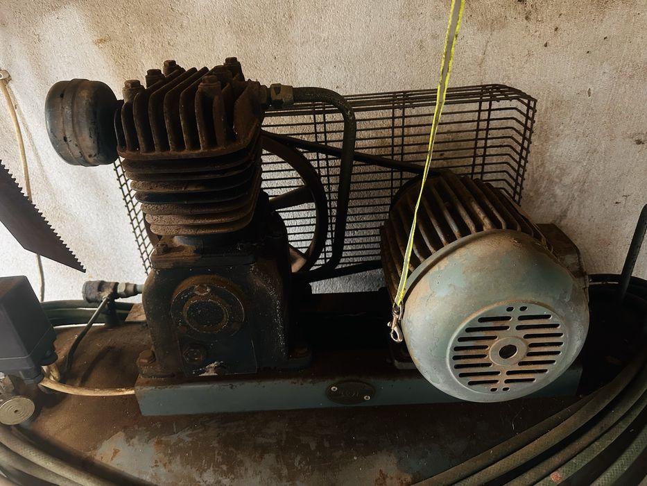 Compressor industrial Felisatti a funcionar