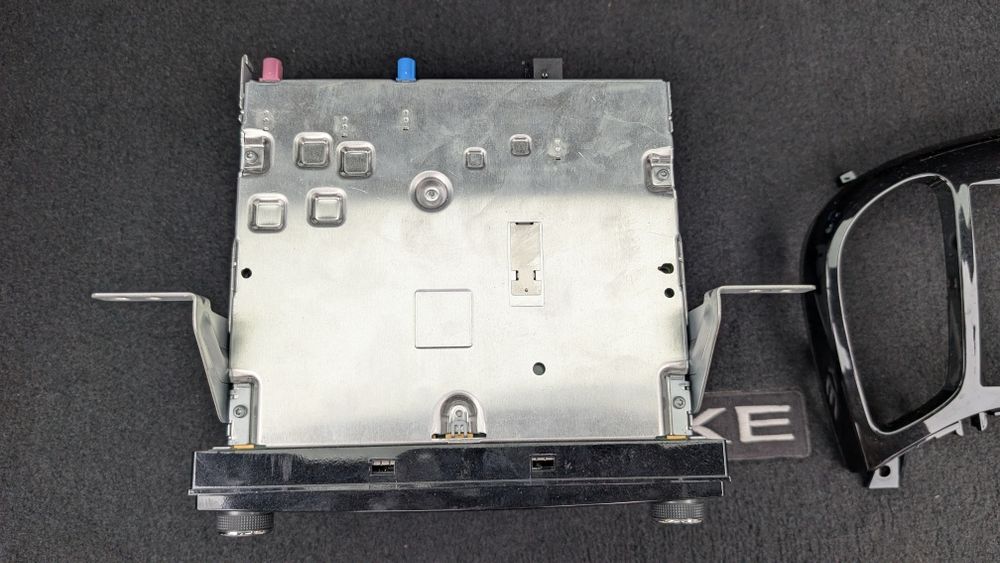 Оригінальна магнітола Nissan Juke 2015-2017 з підтримкою камер 360