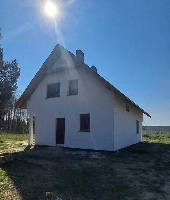 Teren z prywatnymi jeziorami i domem