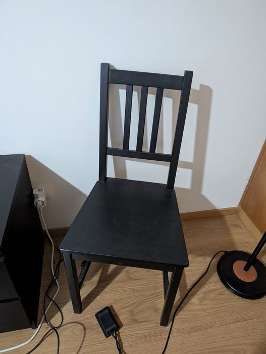 Conjunto Quarto Completo (Cama, Mesas de Cabeceira e Cadeira) - Preto