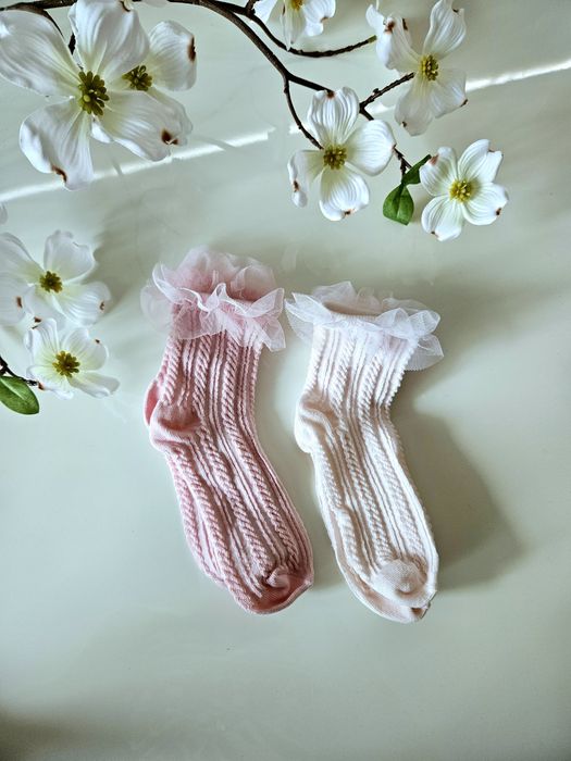 Nowy! Zestaw ślicznych 2 par wysokich skarpetek z tiulem roz 22-24