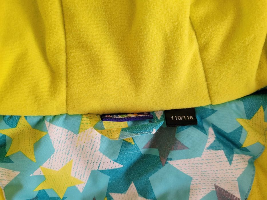 zimowa dziecięca kurtka rozmiar 110/116 LUPILU