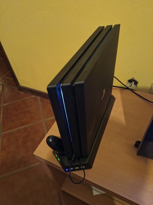 Playstation 4 Pro Jailbreak Desbloqueada 2 comandos e jogos