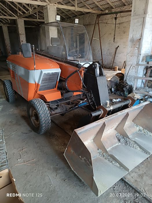 Телескопічний навантажувач