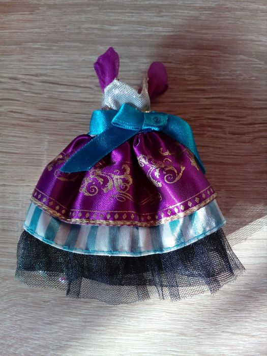 Ever After High sukienka Madeline Hatter