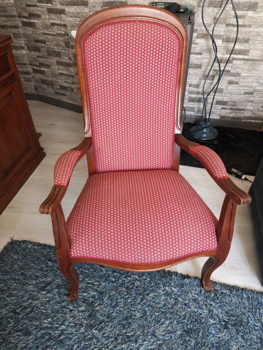 Cadeirão em excelente estado de conservação