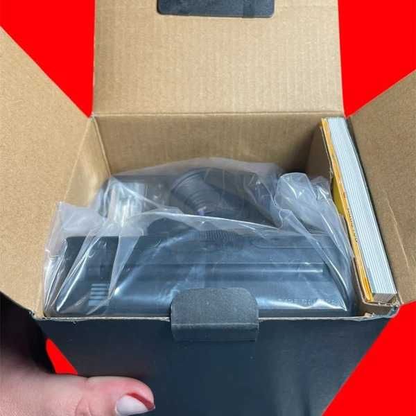 Máquina Fotográfica Instantânea POLAROID OneStep+